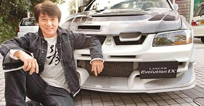 VO现身房祖名亲笔签名竟成焦点！EVO视讯真人成龙“特别版”E(图4)